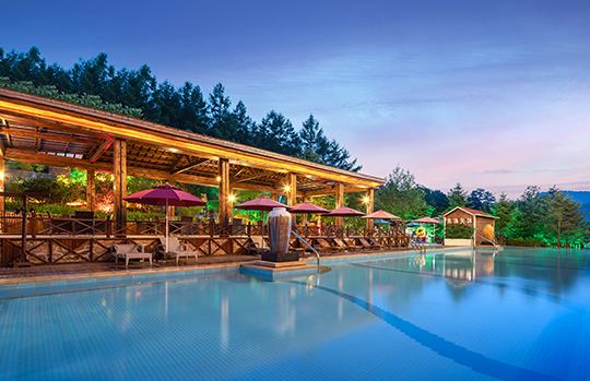 露天戏水池1 - 副本.JPG